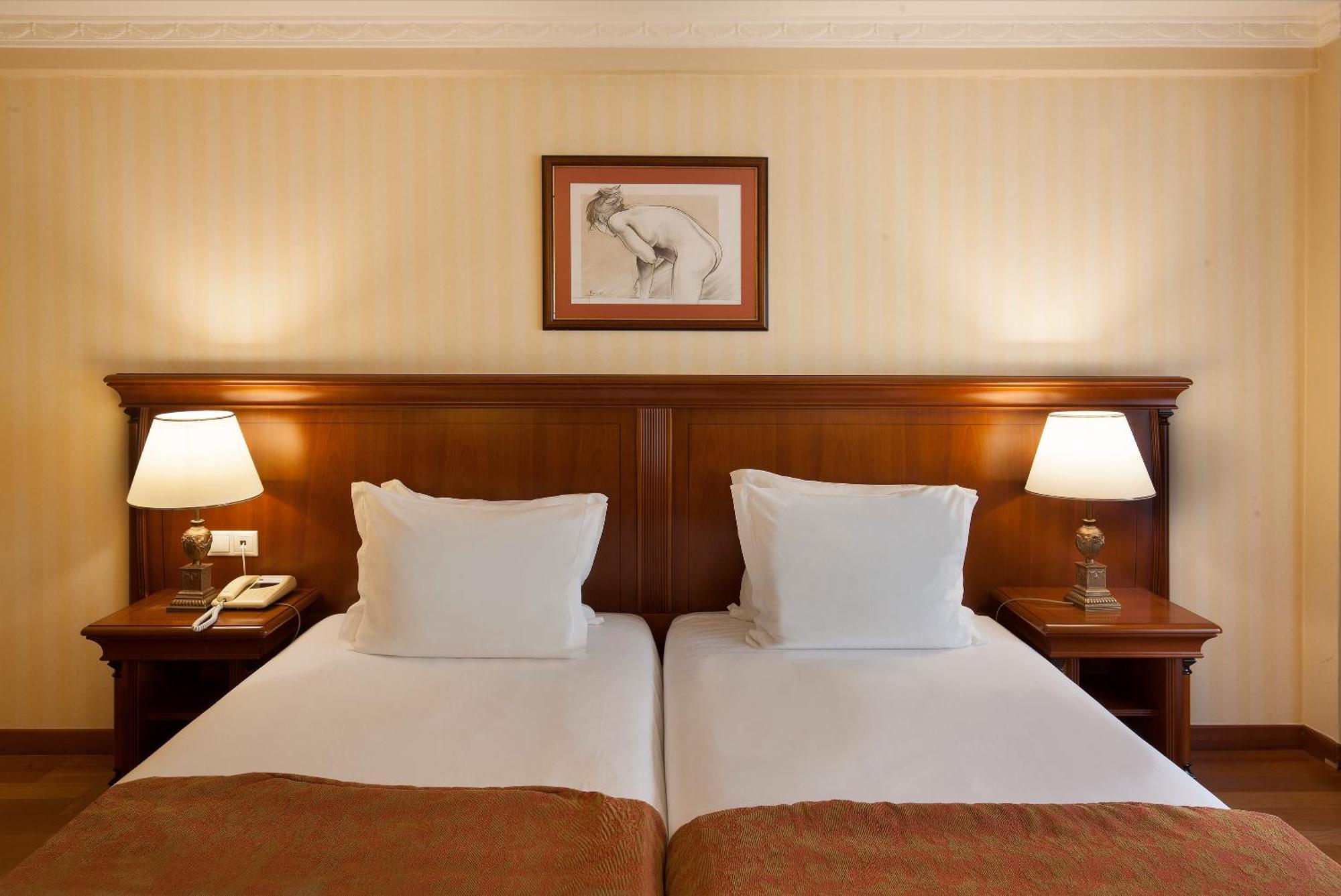 Turim Lisboa Hotel Oda fotoğraf