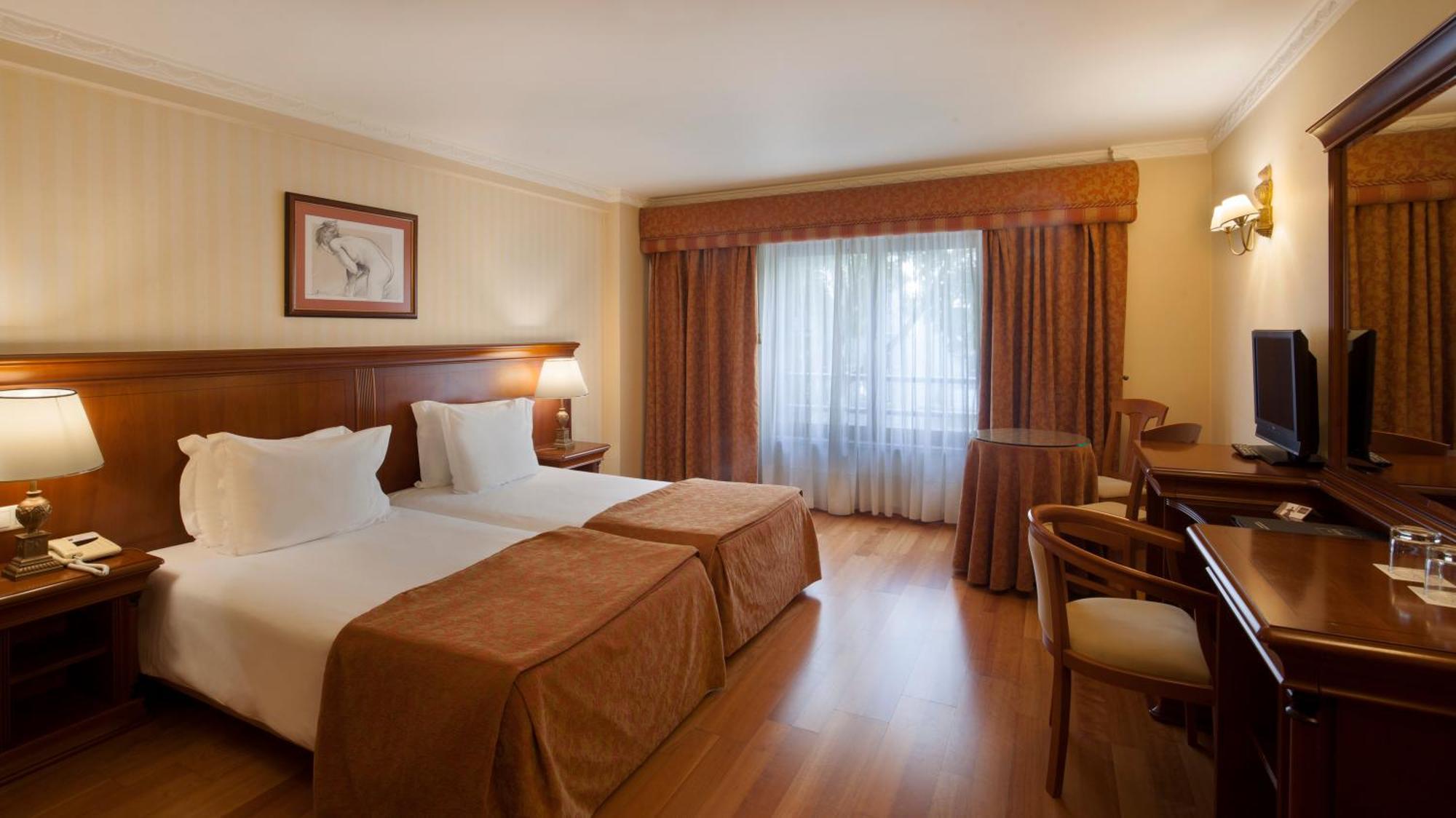 Turim Lisboa Hotel Oda fotoğraf
