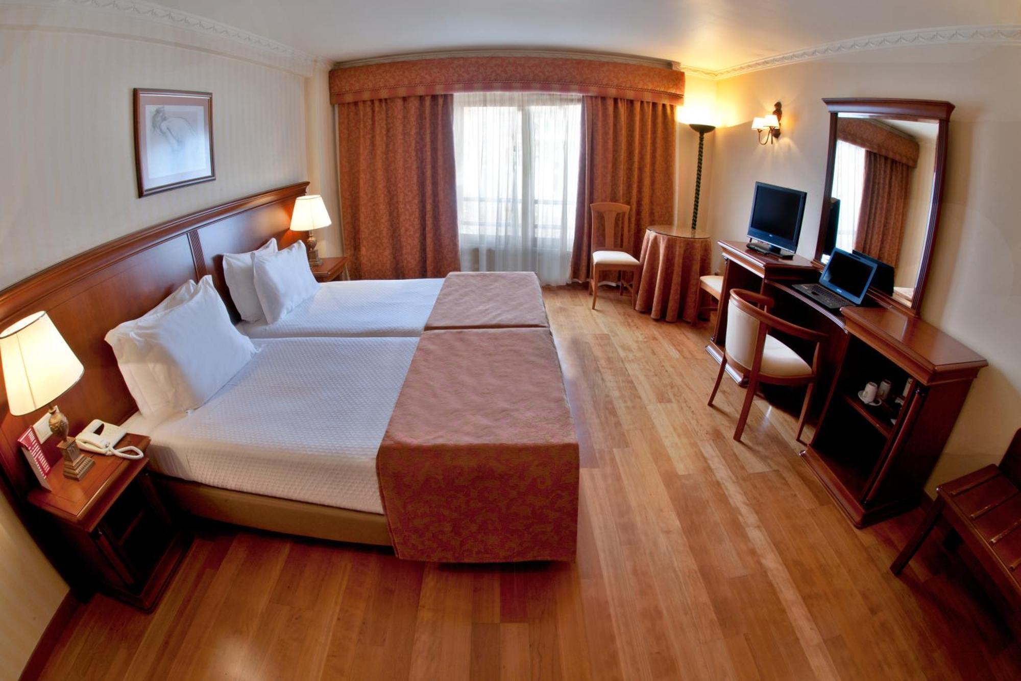 Turim Lisboa Hotel Oda fotoğraf